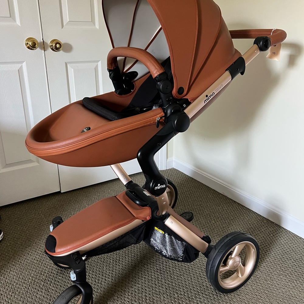 Mima xari stroller in great condition only use few times.